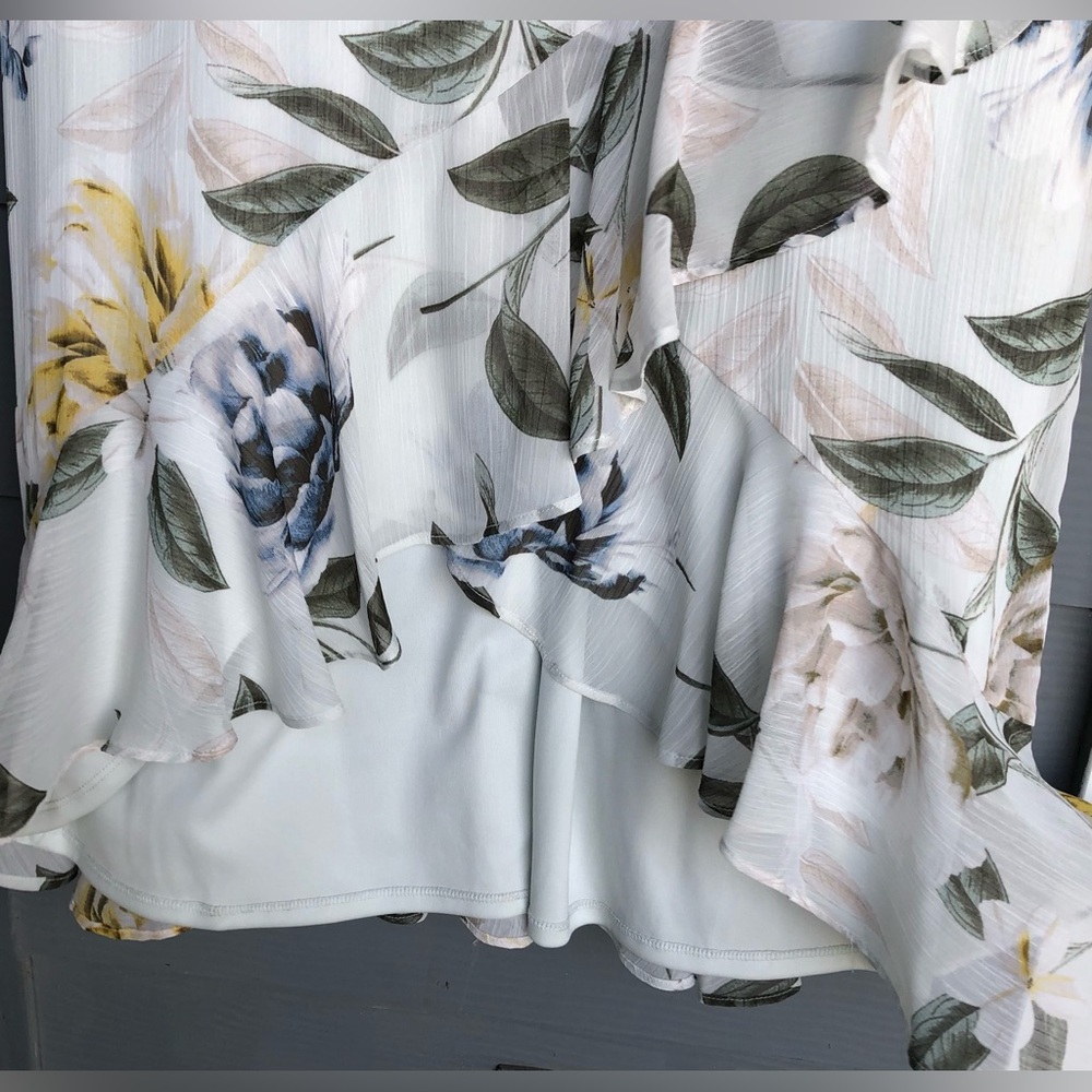 Calvin Klein Women Size 14 N.W.T.Floral Sleeveless Dress.Midi,Pastel Colors Zip - Picture 4 of 8